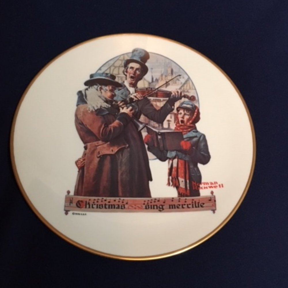 Vintage Norman Rockwell 1976 Collectable Plate  "Christmas Trio"